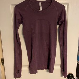 Lululemon long sleeve running top